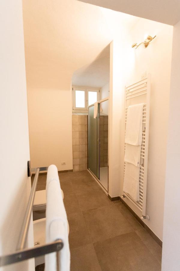 Alpencity Suites เตรนโต ภายนอก รูปภาพ
